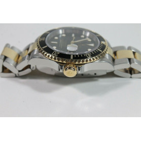 Rolex Submariner teräs/kulta 2000