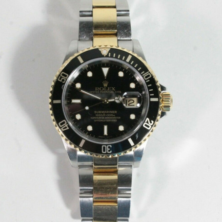 Rolex Submariner teräs/kulta 2000